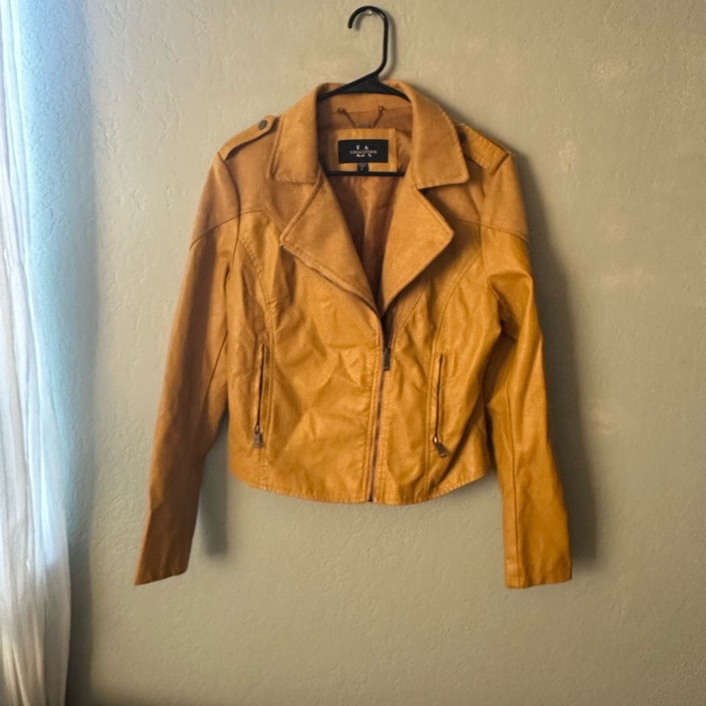 LA COALITION Vegan Leather And Suede Jacket. Mustard Yellow. Large - Picture 3 of 7